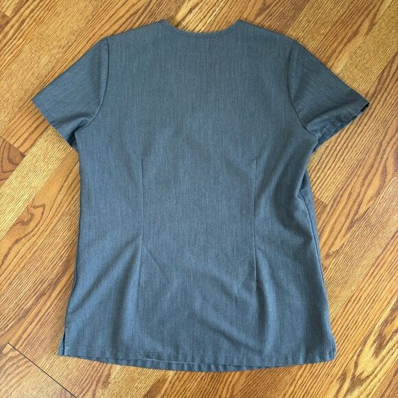 FIGS Catarina One-Pocket Scrub Top Graphite Grey XS - Picture 6 of 8